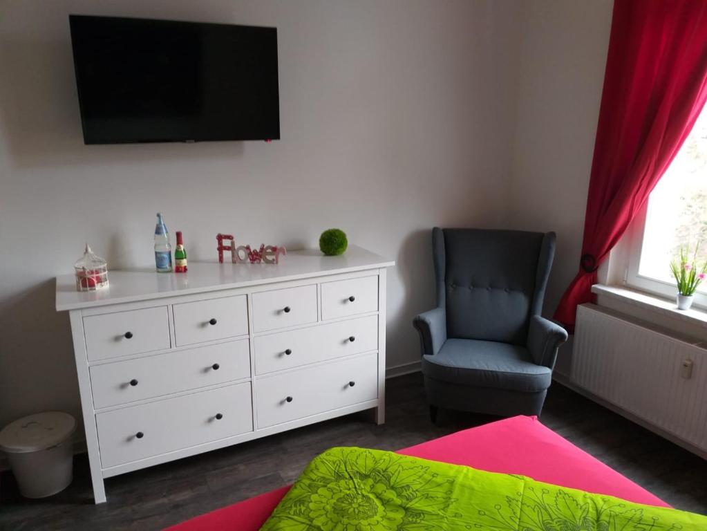 New Amsterdam room 2